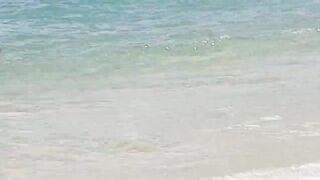 Морская рыбалка на Koh Samet Таиланд ловля с сеткой и подсачеком прямо у камней и волнореза