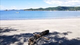 Costa Rica Playa del Coco семейный пляжный отдых вечером можно выйти на рыбалку с пирса