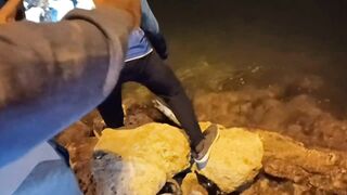Night fishing in Bahrain ночная морская рыбалка в заливе супер клёв и яркие огни набережной