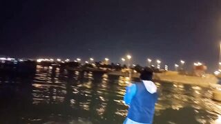 Night fishing in Bahrain ночная морская рыбалка в заливе супер клёв и яркие огни набережной