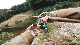 Spinibarbus hollandi рыбалка на Хайнане китайский пруд редкая рыба и размеренный деревенский день