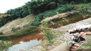 Spinibarbus hollandi рыбалка на Хайнане китайский пруд редкая рыба и размеренный деревенский день