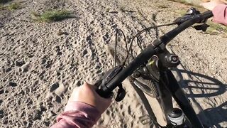 Shanghai Bend прогулка по излучине реки и спокойная городская рыбалка в тишине мегаполиса