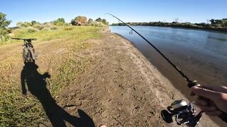 Shanghai Bend прогулка по излучине реки и спокойная городская рыбалка в тишине мегаполиса