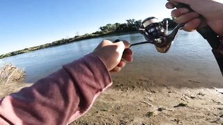 Shanghai Bend прогулка по излучине реки и спокойная городская рыбалка в тишине мегаполиса