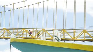 Ченинган и Лембонган Индонезия паучье логово прыжок самоубийцы и тропические виды без цензуры