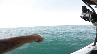 Морская рыбалка в Александрии район Miami - береговая ловля и волны Средиземного моря