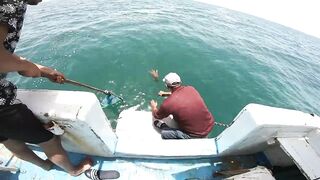 Морская рыбалка в Александрии район Miami - береговая ловля и волны Средиземного моря