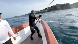Бали - морская рыбалка на GT с приватной лодки и поимка монстра тревалли у океанского рифа