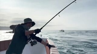 Бали - морская рыбалка на GT с приватной лодки и поимка монстра тревалли у океанского рифа