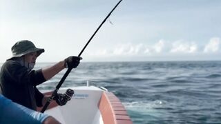 Бали - морская рыбалка на GT с приватной лодки и поимка монстра тревалли у океанского рифа