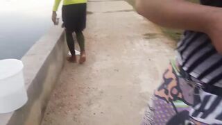 Varadero Cuba рыбалка с канала и пирса поиск барракуды и другой рыбы у входа в порт