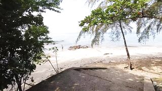 Рыбацкая деревушка на Klong Muang Beach Krabi лодки на песке и спокойная жизнь у моря