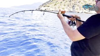 Fethiye Ölüdeniz рекордная морская рыбалка в бухтах и поимка трофейной рыбы в тёплом Эгейском море