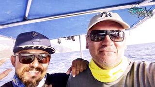 Fethiye Ölüdeniz рекордная морская рыбалка в бухтах и поимка трофейной рыбы в тёплом Эгейском море