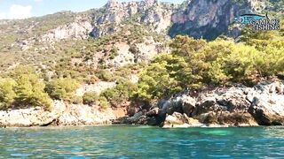 Fethiye Ölüdeniz рекордная морская рыбалка в бухтах и поимка трофейной рыбы в тёплом Эгейском море