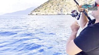 Fethiye Ölüdeniz рекордная морская рыбалка в бухтах и поимка трофейной рыбы в тёплом Эгейском море