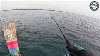 Таиланд - морская рыбалка в лодке 10 кг GT на компактную катушку Shimano Twin Power