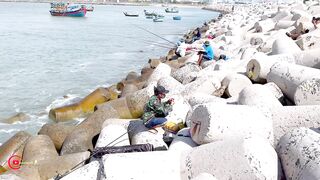 Lagi Bình Thuận Viet Nam рыбалка на рыбу dìa с волнореза в ветреный день у берега Южного Китая