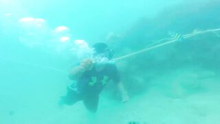 Sea Walking Phuket Coral Island прогулка по дну в шлемах и как тут с рыбой у рифов