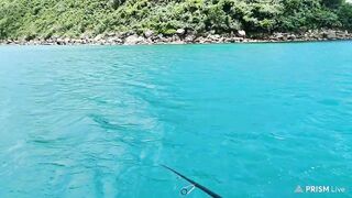 Морская рыбалка на Phu Quoc Island с лодки за тропическими трофеями в тёплом море Вьетнама