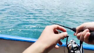 Морская рыбалка на Phu Quoc Island с лодки за тропическими трофеями в тёплом море Вьетнама