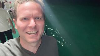 Phu Quoc Vietnam морская рыбалка на кальмара с туром Johns Tours вечерний выход в открытое море