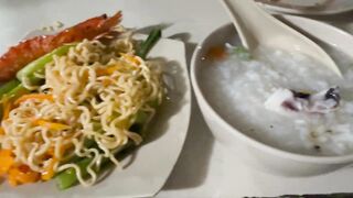 Phu Quoc Vietnam морская рыбалка на кальмара с туром Johns Tours вечерний выход в открытое море