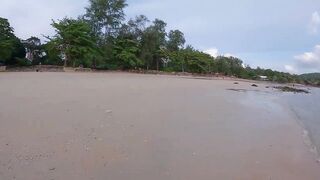 Безлюдный пляж Klong Muang недалеко от Ao Nang Krabi - спокойный отдых у моря без шума и толп туристов