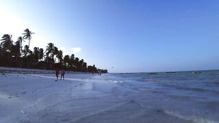 Занзибар самостоятельно Jambiani Michamvi и ресторан The Rock в Pingwe первый выезд по южным пляжам