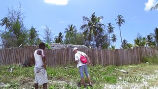 Занзибар самостоятельно Jambiani Michamvi и ресторан The Rock в Pingwe первый выезд по южным пляжам