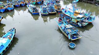 Life at Sea жизнь вьетнамских рыбаков их быт в море и каждодневная тяжёлая работа на воде