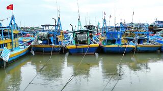 Life at Sea жизнь вьетнамских рыбаков их быт в море и каждодневная тяжёлая работа на воде