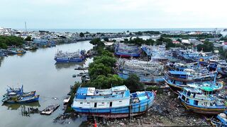 Life at Sea жизнь вьетнамских рыбаков их быт в море и каждодневная тяжёлая работа на воде