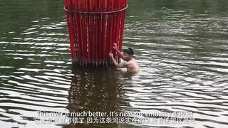 Сомнительное хобби рыбалка в Пекине каналы парки шумный мегаполис и взгляды местных жителей