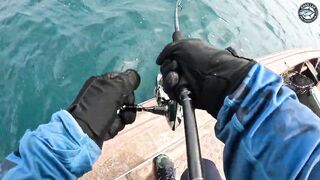 Khao Lak Thailand морская рыбалка в Таиланде у Khao Lak GT на попперы и джиг с лодки longtail