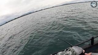 Khao Lak Таиланд экшн рыбалка на queenfish топвотер удары целый день за рифом в море