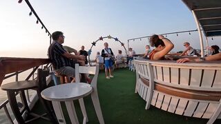 Squid ночная рыбалка на кальмара у моря и стоит ли брать с собой снасти на такой выезд