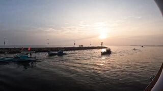 Squid ночная рыбалка на кальмара у моря и стоит ли брать с собой снасти на такой выезд