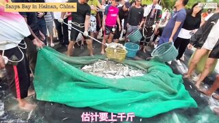 Морская рыбалка в Sanya Bay Hainan огромный улов почти в тысячу килограммов рыбы в одной сети