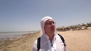 Шарм Эль Шейх Nabq, пляж отеля Amwaj обзор входа в море и логово мурены возле рифа