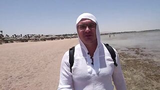 Шарм Эль Шейх Nabq, пляж отеля Amwaj обзор входа в море и логово мурены возле рифа
