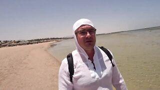 Шарм Эль Шейх Nabq, пляж отеля Amwaj обзор входа в море и логово мурены возле рифа
