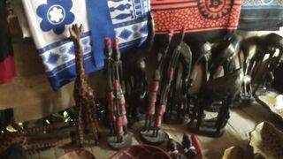 Zanzibar 2020 Filao Beach Hotel небольшой отель на пляже и сувенирная лавка рядом с морем