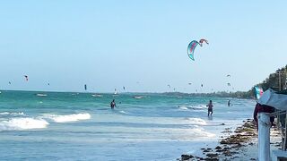 Пляжи юга Занзибара: Jambiani Paje и ресторан The Rock поблизости от Belvedere Resort