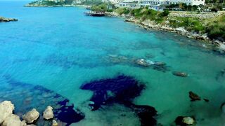 Алсанджак пригород Кирении Северный Кипр спокойная жизнь у моря и инфраструктура для переезда