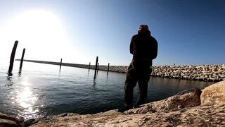 Морская рыбалка в Taqa Salalah Oman fishing у волнореза breakwater и первые трофеи в Аравийском море