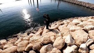Морская рыбалка в Taqa Salalah Oman fishing у волнореза breakwater и первые трофеи в Аравийском море