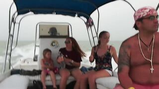 Isla Holbox дорога к острову Птиц лодка мангровые берега и захочется ли тут устроить рыбалку