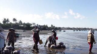 Mui Ne Fishing Village - рыбацкая деревня Phan Thiet во Вьетнаме на рассвете